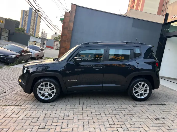 Renegade Sport 1.8 4x2 Flex 16V Aut.