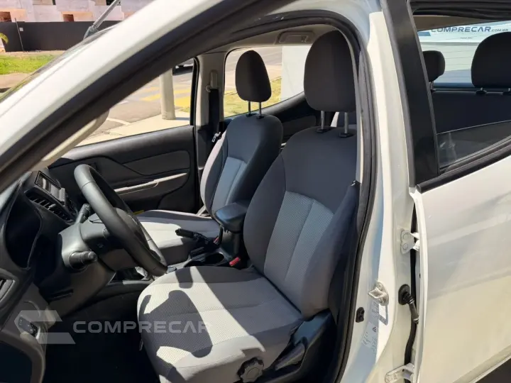 L200 TRITON 2.4 16V TURBO DIESEL GL CD 4X4 MANUAL