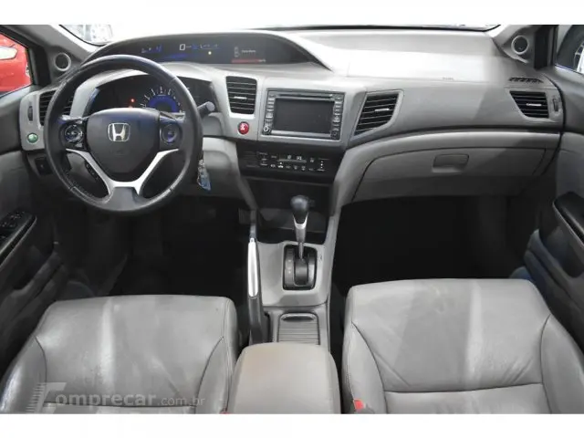 CIVIC - 1.8 EXS 16V 4P AUTOMÁTICO