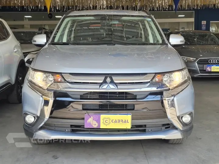 OUTLANDER 2.0 16V 160cv Aut.