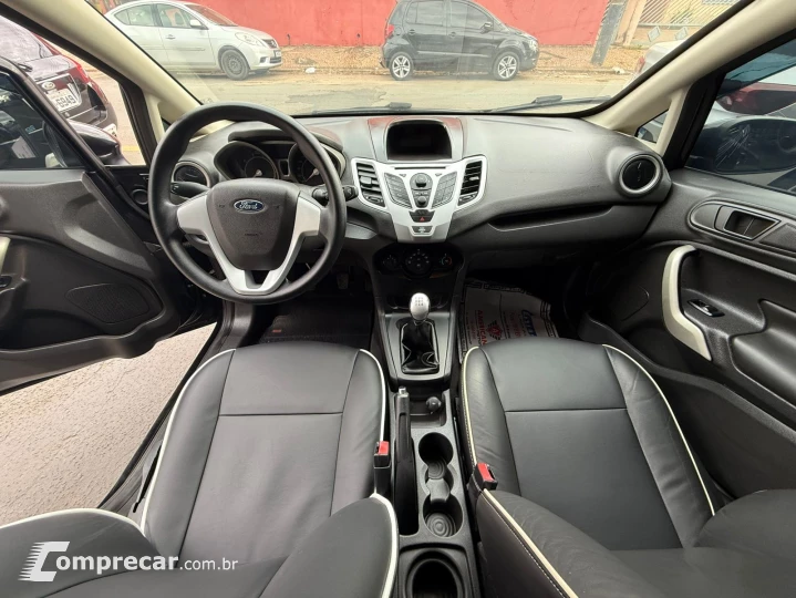 FIESTA 1.6 SE Sedan 16V
