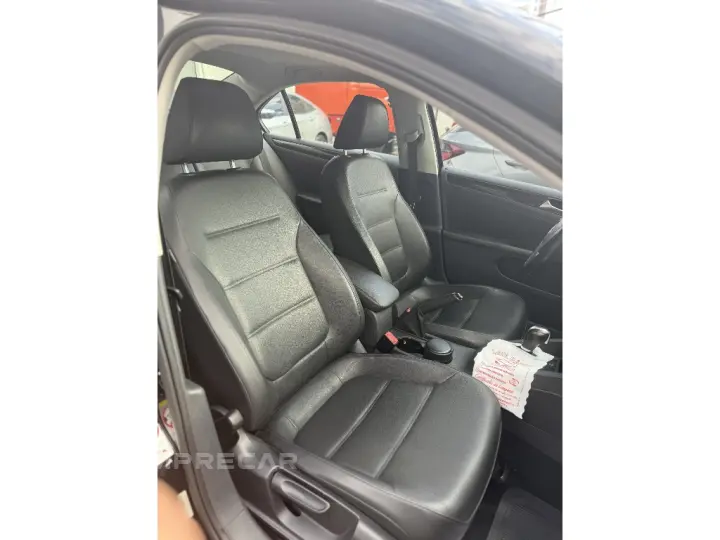 JETTA 2.0 COMFORTLINE FLEX 4P TIPTRONIC
