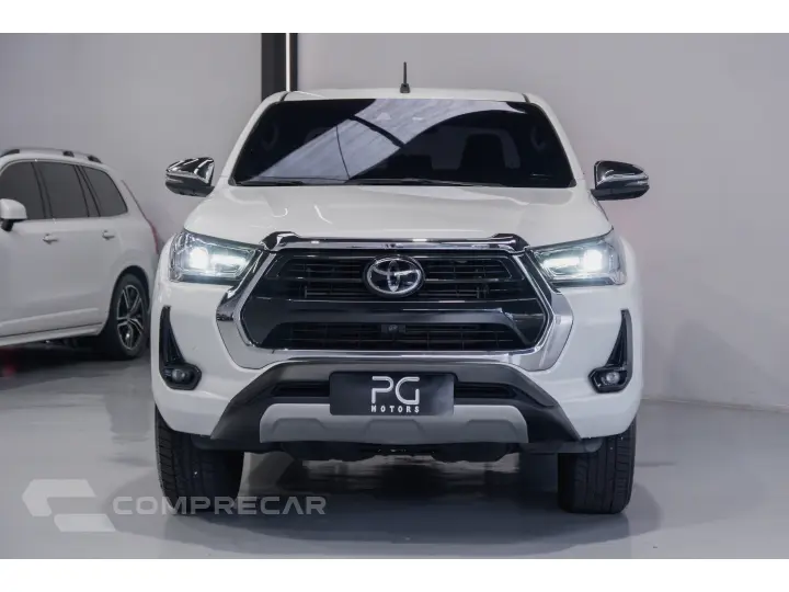 HILUX 2.8 D-4D TURBO DIESEL CD SRX 4X4 AUTOMÁTICO