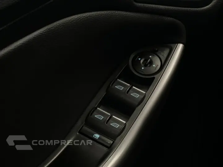 FOCUS 2.0 SE 16V FLEX 4P POWERSHIFT