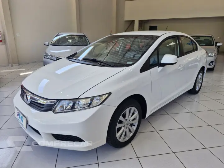 Civic 1.8 16V 4P LXS AUTOMÁTICO
