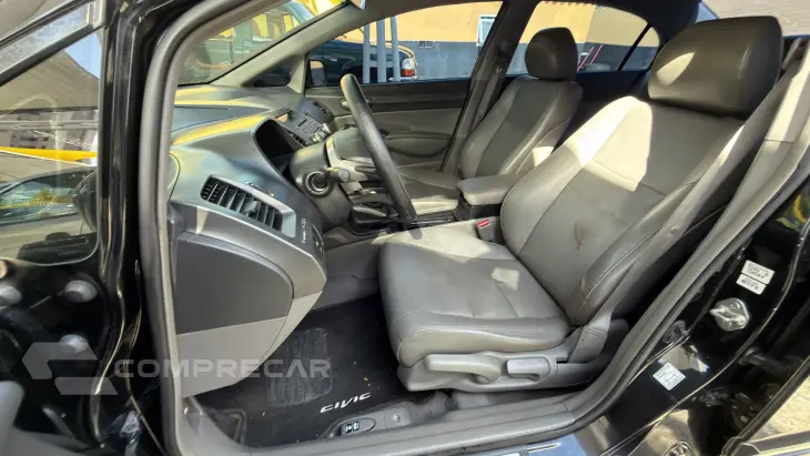CIVIC 1.8 LXL 16V