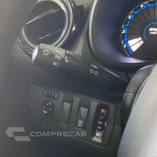 KWID Intense 1.0 Flex 12V 5p Mec.