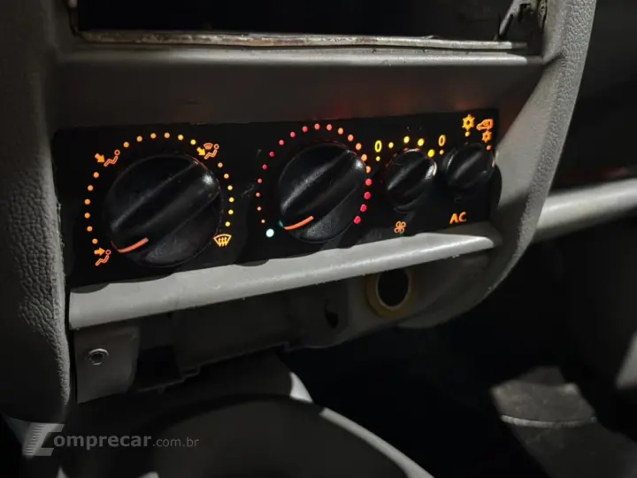 KANGOO 1.6 EXPRESS 16V FLEX 3P MANUAL