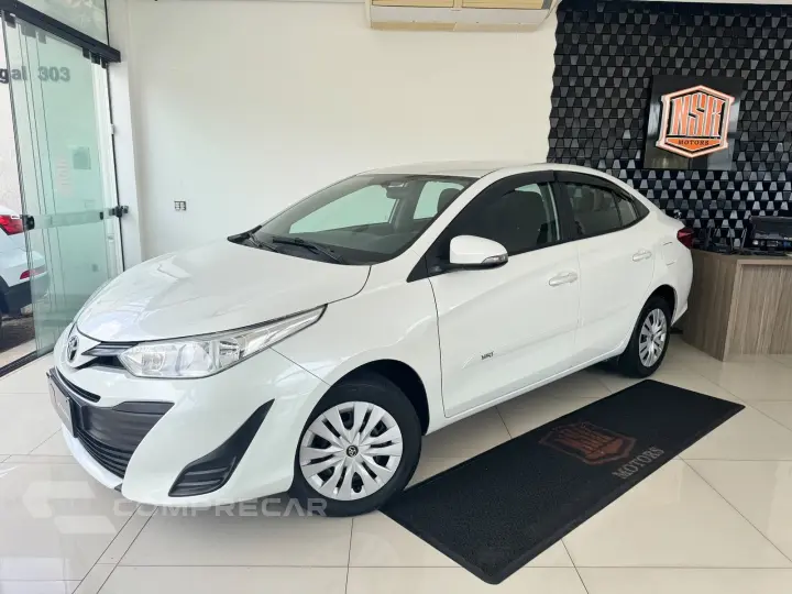 YARIS 1.5 16V FLEX SEDAN XL MANUAL