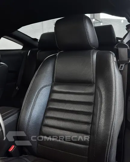 MUSTANG 4.6 GT Coupé V8 24V