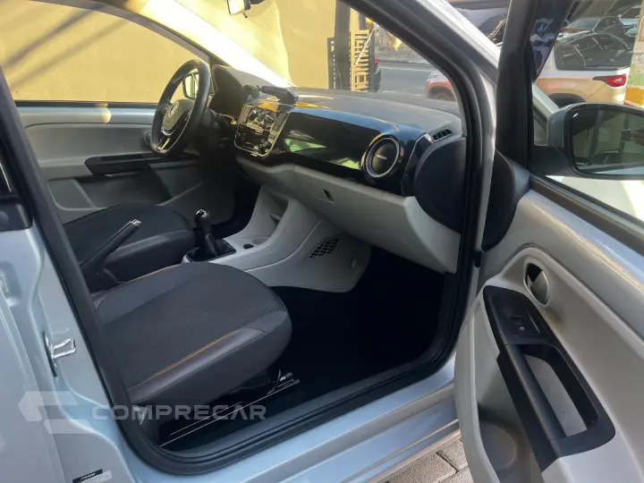 up! high 1.0 TSI Total Flex 12V 5p