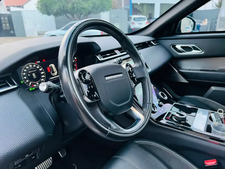 RANGE ROVER VELAR 2.0 D180 R-dynamic SE