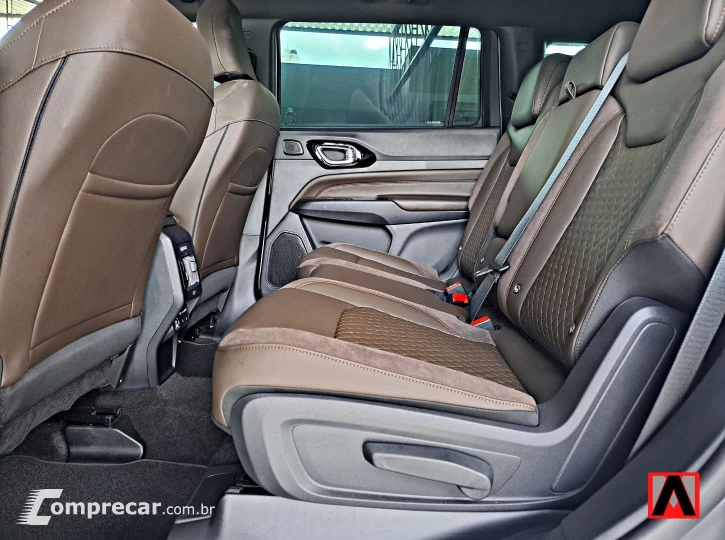 COMMANDER 1.3 T270 Turbo Overland