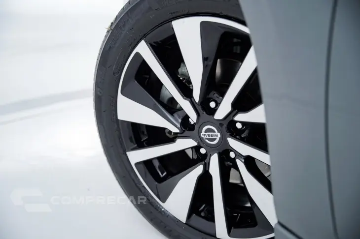 Sentra Exclusive 2.0 16V Aut.