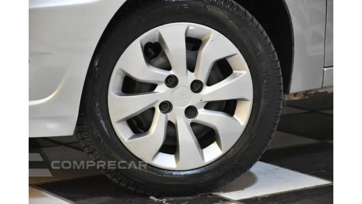 CELTA - 1.0 MPFI LT 8V 4P MANUAL