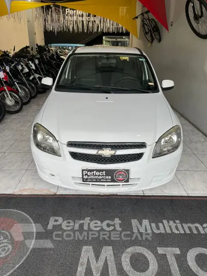 CELTA 1.0 MPFI LT 8V