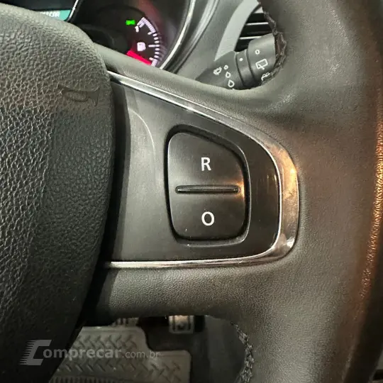 CAPTUR Life 1.6 16V Flex 5p Aut.