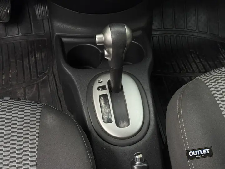 VERSA 1.6 16V FLEXSTART SV 4P XTRONIC