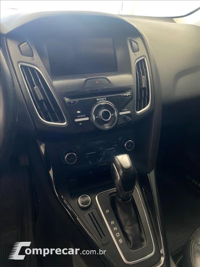 FOCUS 2.0 TITANIUM SEDAN 16V FLEX 4P POWERSHIFT