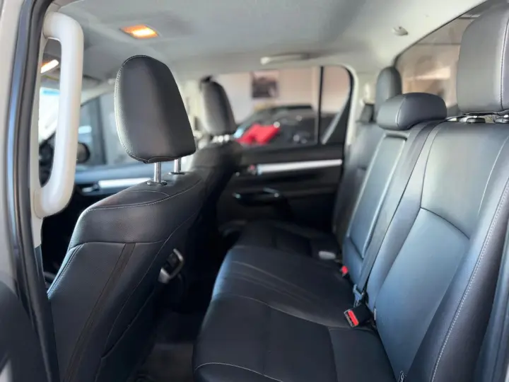 HILUX 2.8 D-4d Turbo CD SRV 4X4