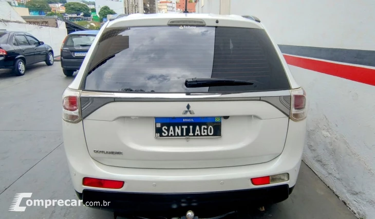 OUTLANDER 2.0 16V 160cv Aut.