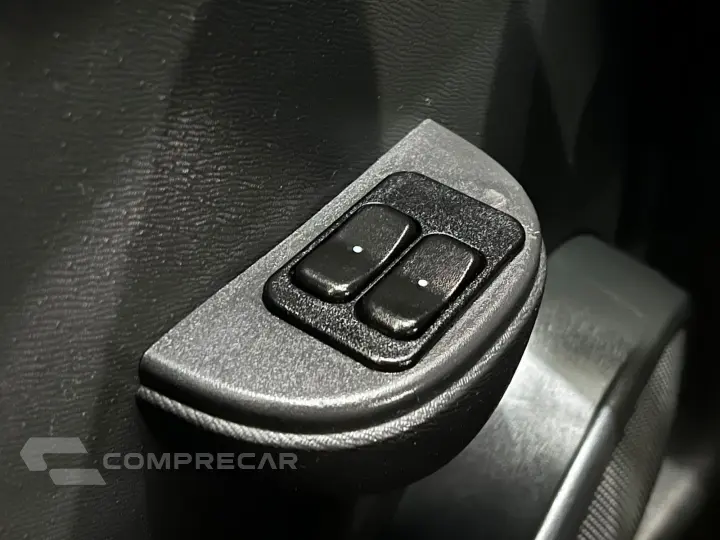 CELTA 1.0 MPFI LT 8V FLEX 4P MANUAL