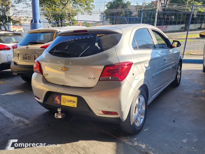 ONIX HATCH LT 1.4 8V FlexPower 5p Mec.