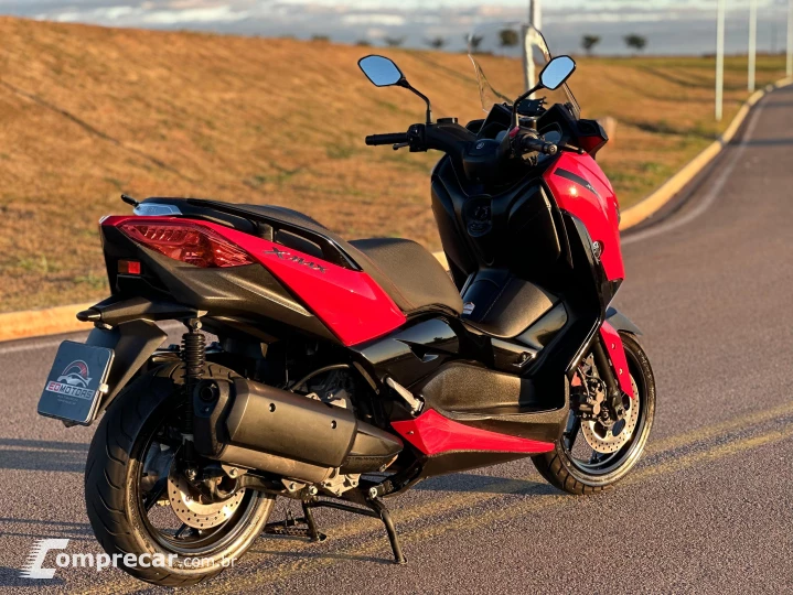 XMAX 250
