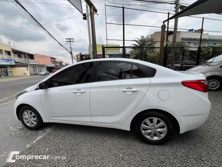 HB20S 1.6 COMFORT PLUS 16V FLEX 4P MANUAL