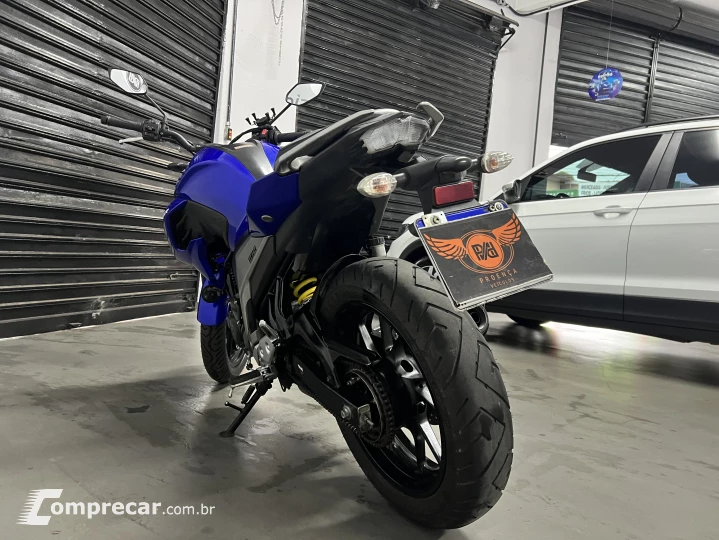 Fazer 250