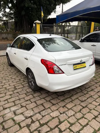 Versa SL 1.6