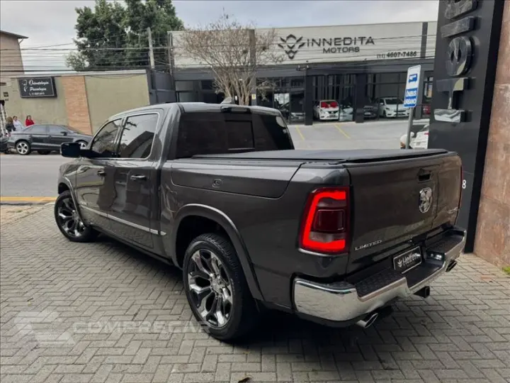 1500 5.7 V8 Limited CD 4X4