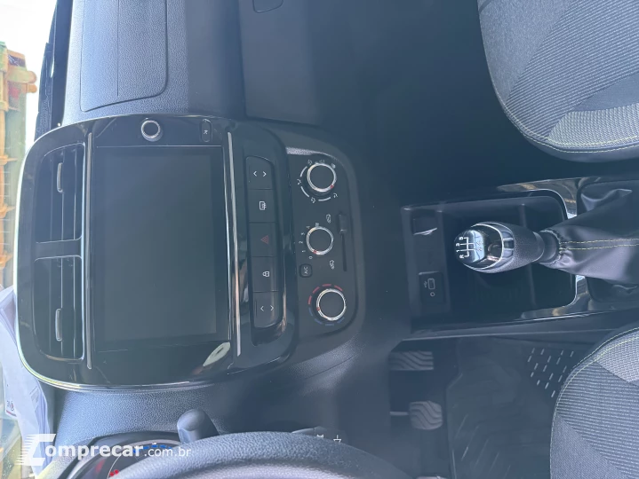 KWID 1.0 12V SCE Outsider