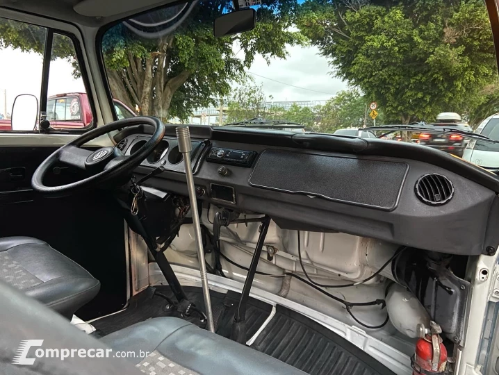 KOMBI 1.6 MI Furgão 8V