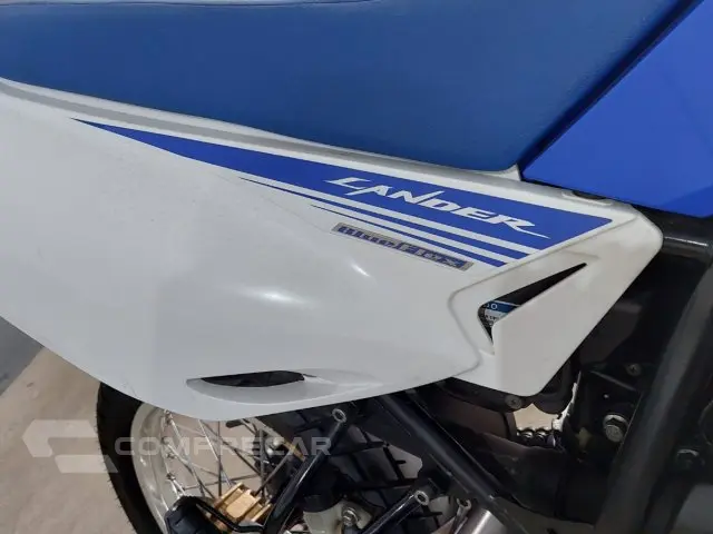 XTZ 250 LANDER - Trail