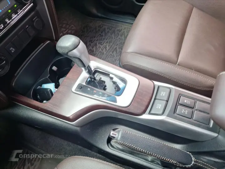 HILUX SW4 2.8 SRX 4X4 7 LUGARES 16V TURBO INTERCO