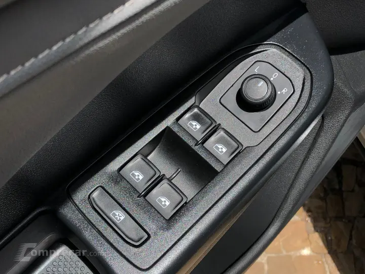 Taos 1.4 250 Tsi Total Flex Confortline Automático