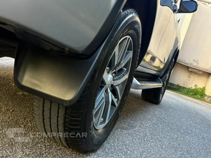 HILUX SW4 2.8 D-4d Turbo SRX 7L 4X4