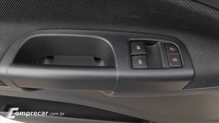 VOYAGE 1.0 12V MPI TOTALFLEX 4P MANUAL
