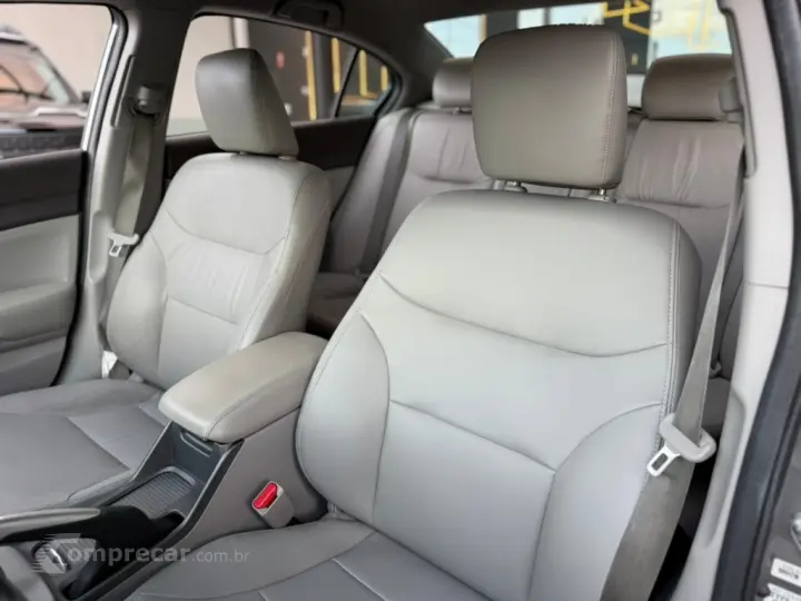 CIVIC 1.8 LXL 16V FLEX 4P MANUAL