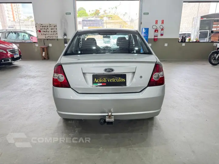 Fiesta 1.6 Mpi Class Sedan 8V Flex 4P Manual