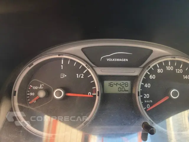 VOYAGE - 1.0 MI 8V 4P MANUAL