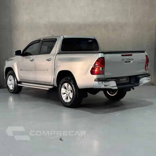 Hilux CD SR 4x2 2.7 16V/2.7 Flex Aut.