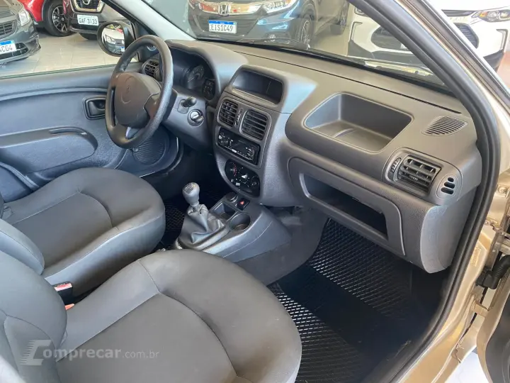 CLIO 1.0 Authentique 16V