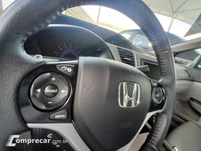 CIVIC - 1.8 EXS 16V 4P AUTOMÁTICO