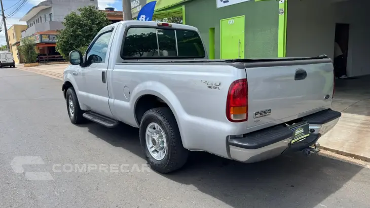 F-250 3.9 XLT MAX Power 4X2 CD