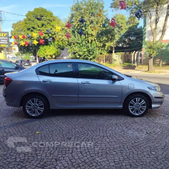 CITY Sedan EX 1.5 Flex 16V 4p Aut.