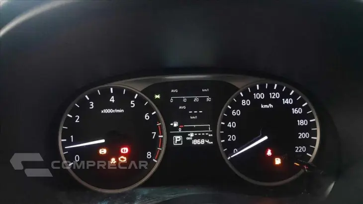 KICKS PLAY 1.6 16V FLEXSTART SENSE XTRONIC