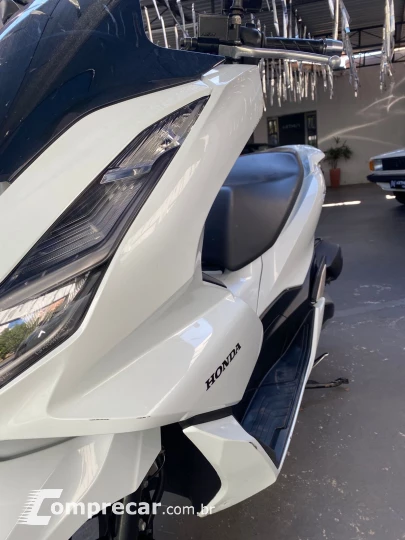 PCX 160