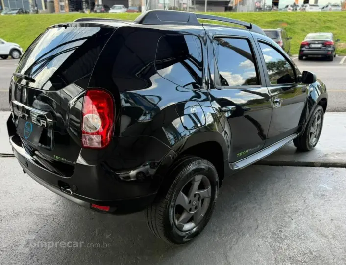 DUSTER TECHROAD 2.0 Hi-Flex 16V Aut.